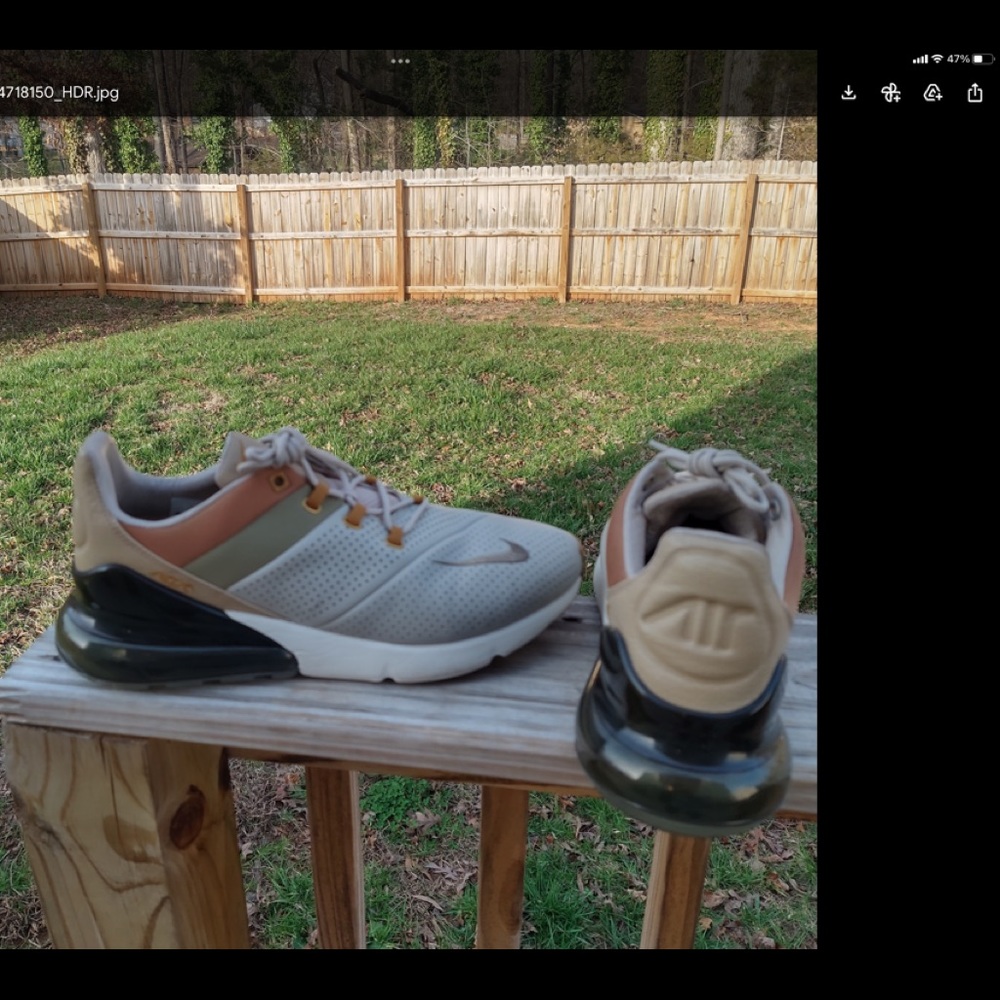Authentic Nike Air Max 270 Running Shoes